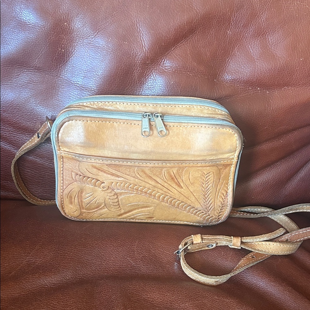 Force Ten Handcrafted Classic Leather Crossbody